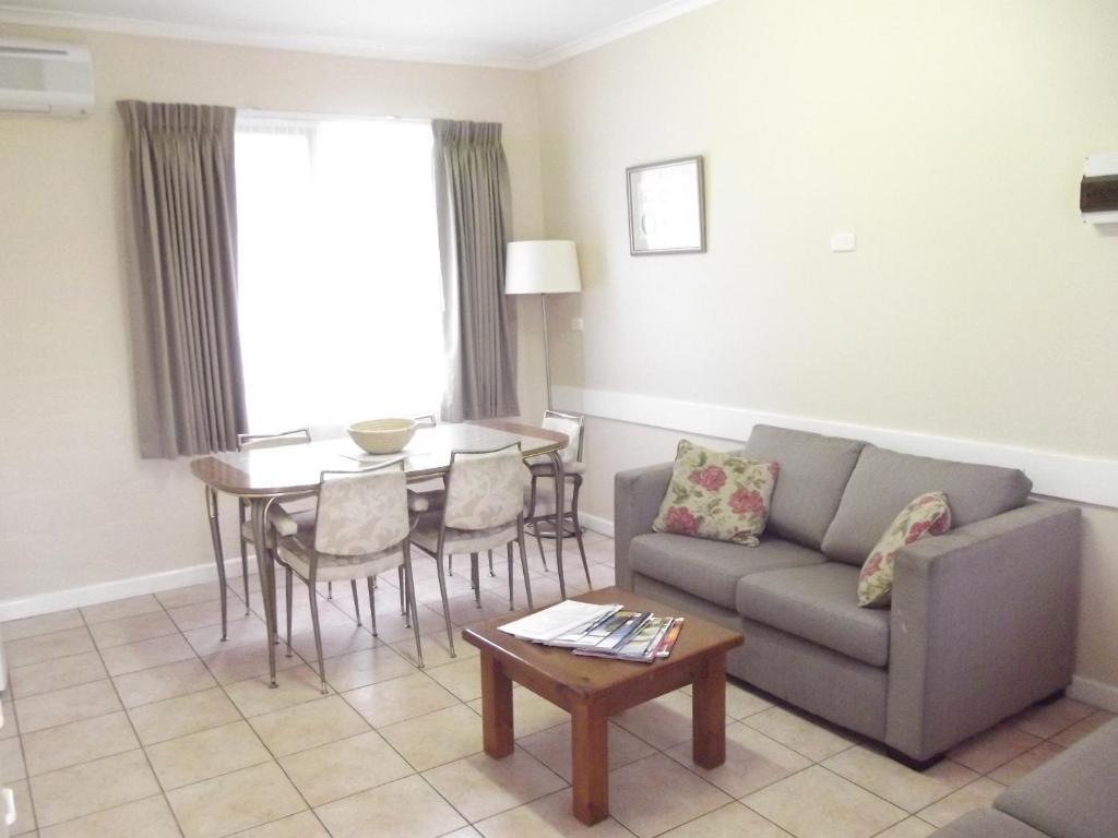 Lakes Entrance Holiday Units Exterior photo